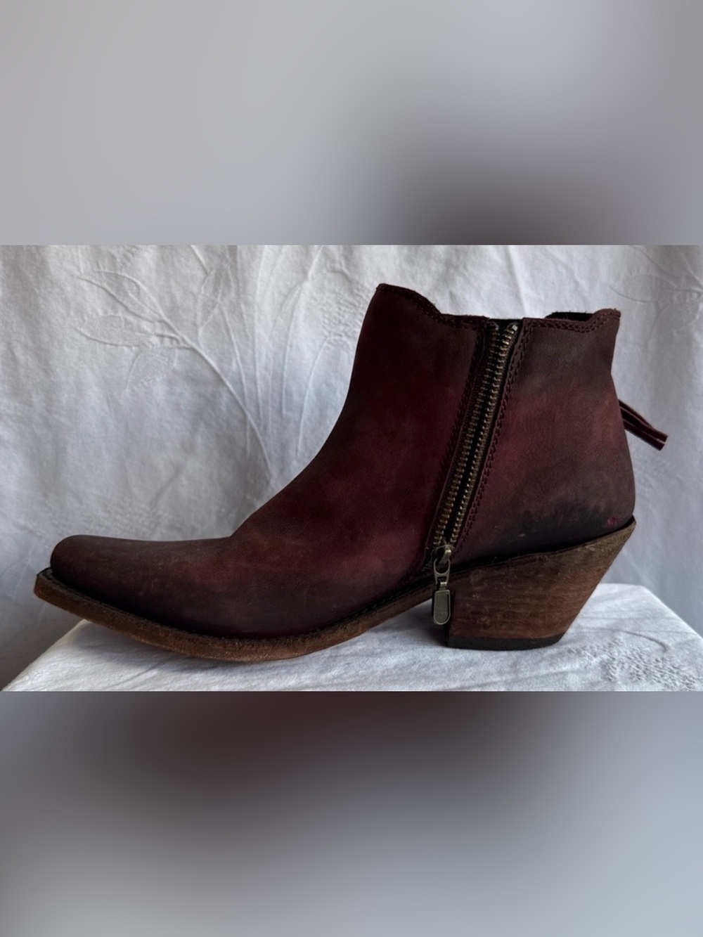 Liberty Black Fringe Ankle Cowboy Boots in Burgundy - Women Size 8 - Picture 3 of 10
